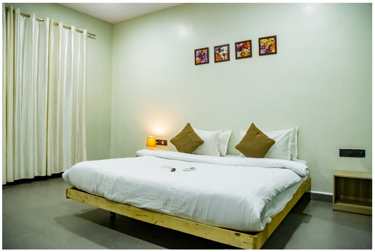 Cottage 01 (Room 101) — Master Bedroom