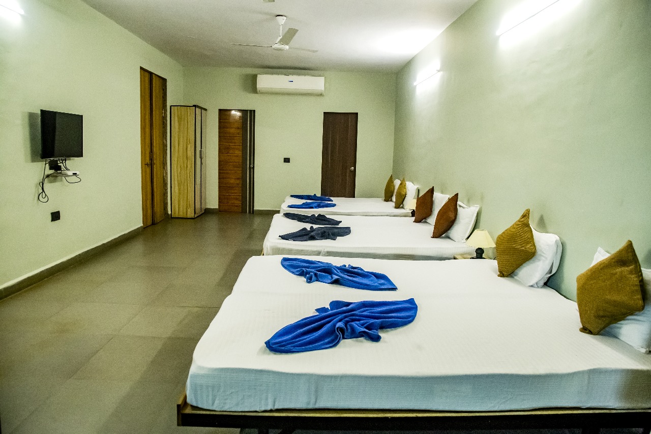 Dormitory 1 (Room 104) — Group Camp Multi-Bed Layout